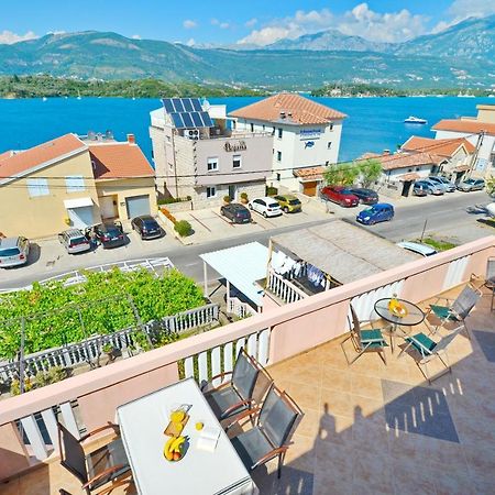Stradioti Apartments Тиват Экстерьер фото