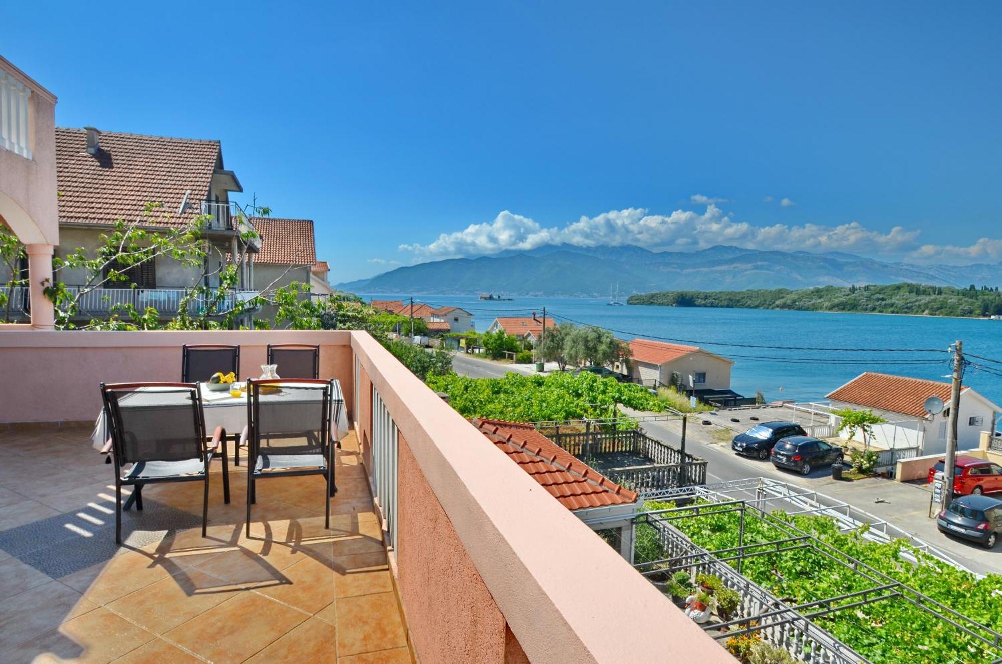 Stradioti Apartments Тиват Экстерьер фото