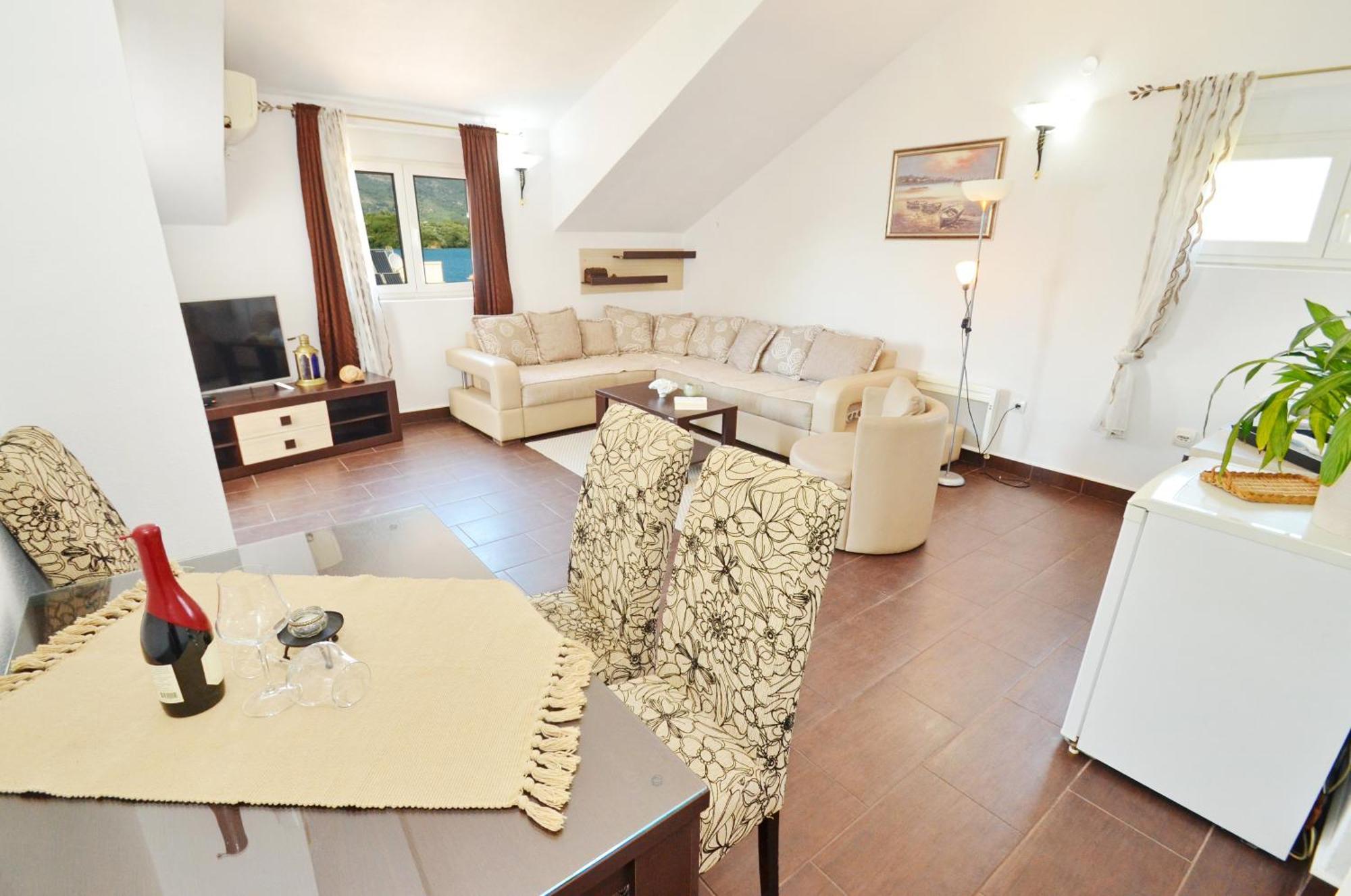Stradioti Apartments Тиват Экстерьер фото