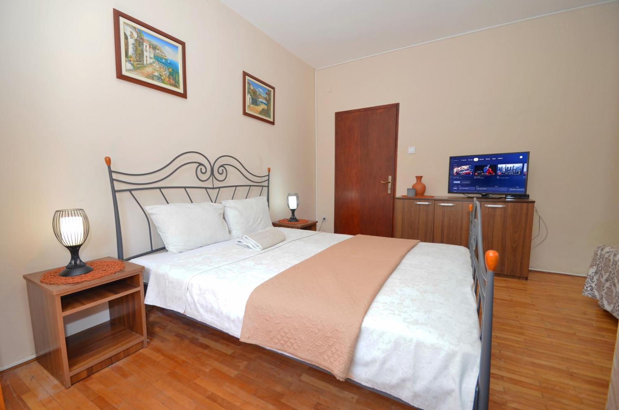 Stradioti Apartments Тиват Номер фото